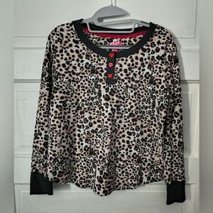 Betsey Johnson Leopard Thermal